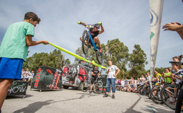 Hege a top 10-be ugratott