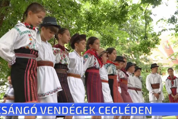 Csángó vendégek Cegléden