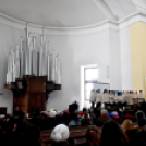 Együtt szaval a nemzet Cegléden