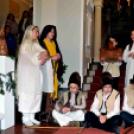 Betlehemezés a Városháza aulájában