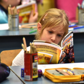 Olvass még 10 percet kampány Cegléden