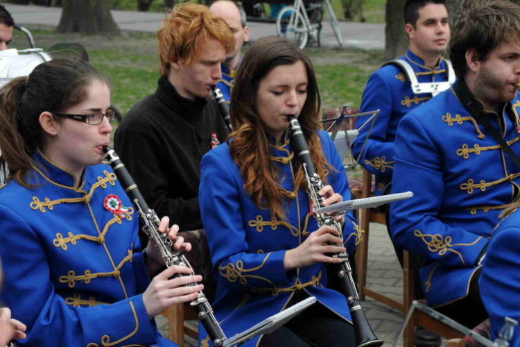 Kossuth szobor megkoszorúzása