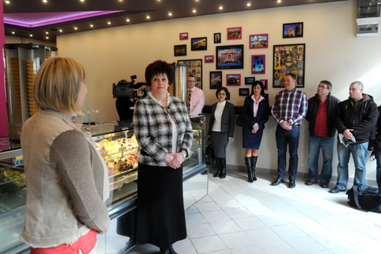 Új fagyizó nyílt Cegléden