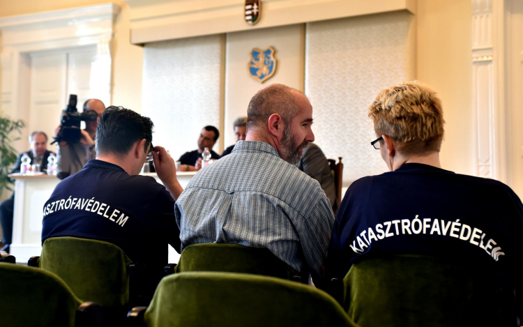 Összeültek a Helyi Védelmisek 