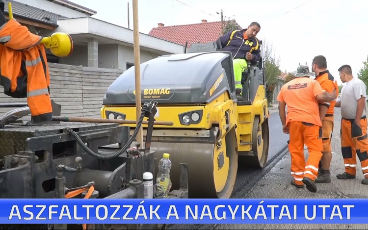 Aszfaltozzák a Nagykátai utat
