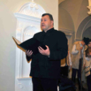 Betlehemezés a Városháza aulájában