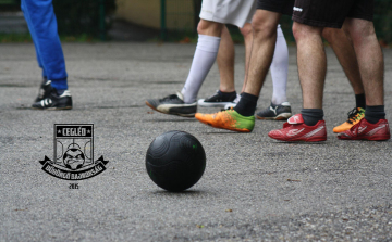 Rászorulóknak gyűjtenek a Ceglédi Dühöngők