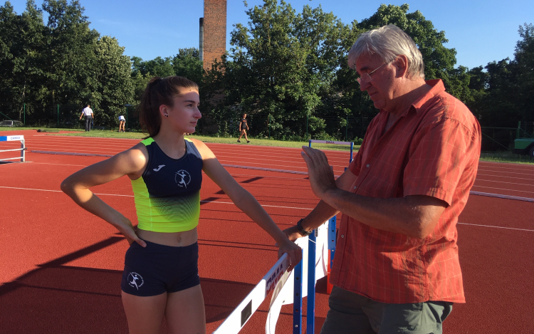 Serdülő ugrógála Gödöllőn