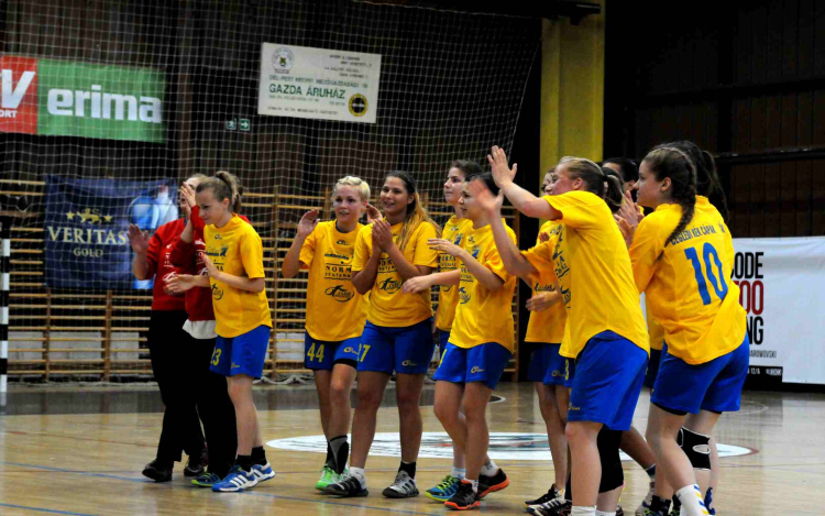 Döntőben a Cápák