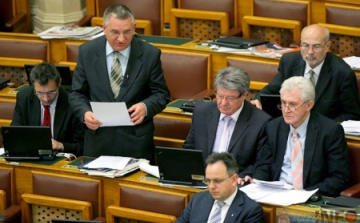 Földi László reagált