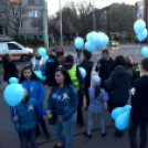 Séta a kékbe borult Autista házhoz