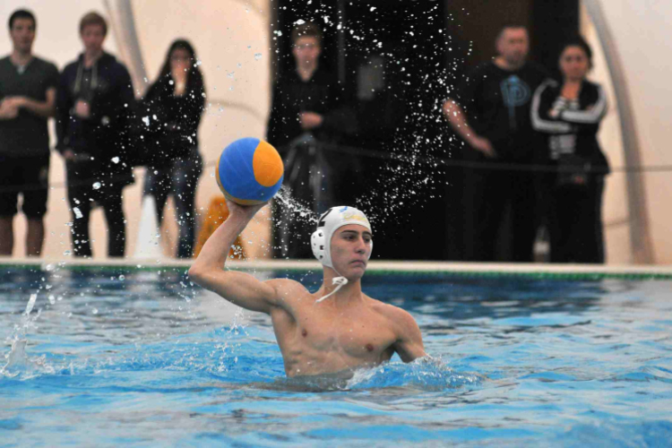 Ceglèdi Vasutas Sport Egyesület - Csabai Csirkefogók VK  (Bèkèscsaba)  9 - 8 