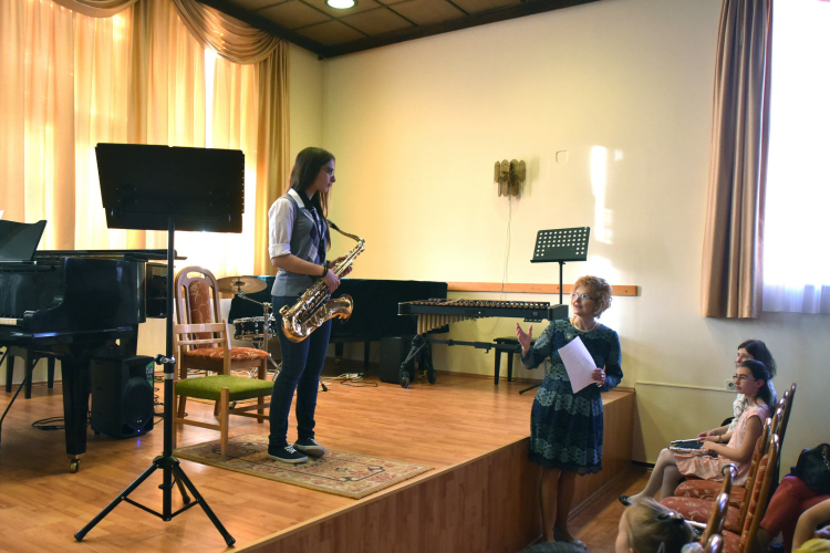 Hangszerbemutató a zeneiskolában