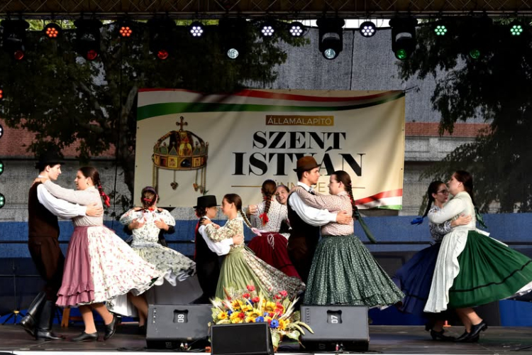 Közútkezelői tájékoztatás - Szent István Ünnepe