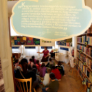 Négyszögletű Kerek kiállítás 