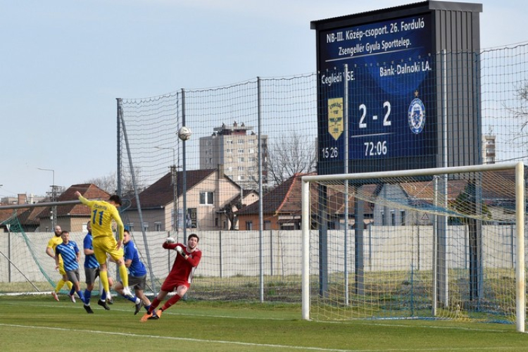 Hazai győzelem a Bánk ellen