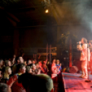 Retro buli a sportcsarnokban