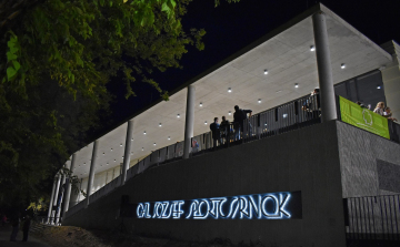 Átadták a megújult Gál József Sportcsarnokot