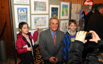 Cegléd középületei ma és holnap