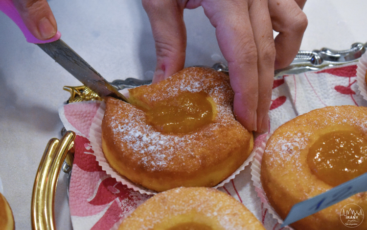 Farsangi fánkok versenye