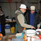 Csemői hagyományos hurkatöltő verseny