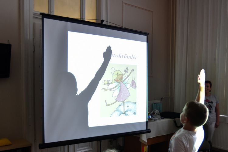 Gyermekkönyvnapok Cegléden