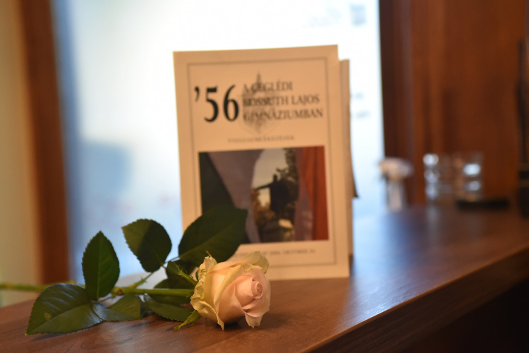56-os megemlékezések - fotó: Kisfaludi István 