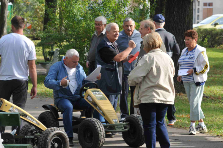 Szépkorúak Testébresztő Fesztiválja Cegléden