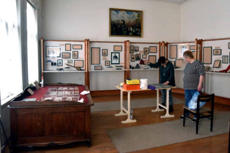 Mi történik a Kossuth Múzeumban, ha nincsenek nyitva a kiállítások...?