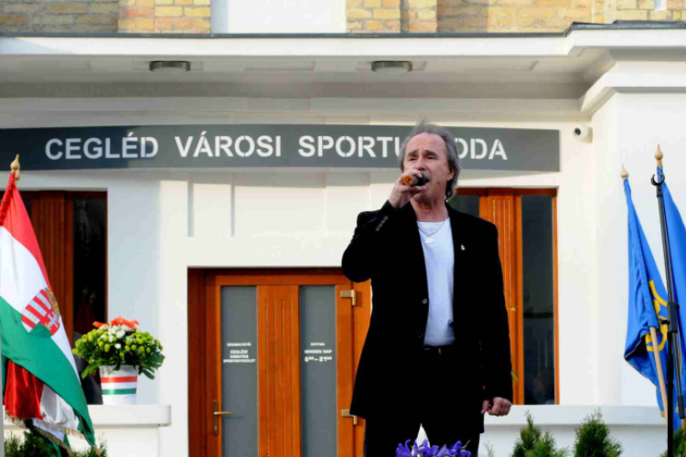 Cegléd Városi Sportuszoda avató