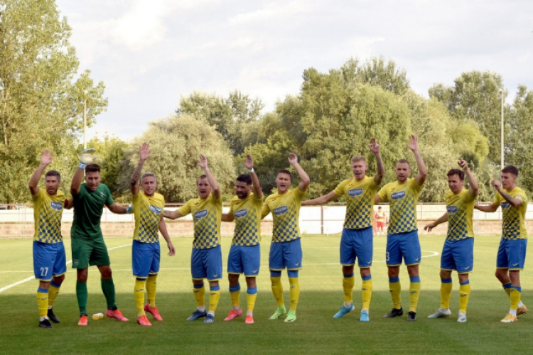 A CVSE állította meg az addig hibátlan Monort