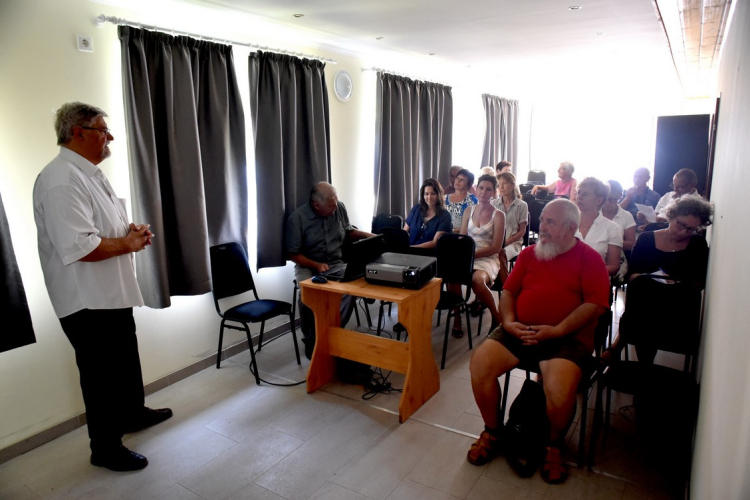 Együttműködésbe kezdett a csemői Marosi Faiskola és a Nemzeti Agrárkutatási és Innovációs Központ