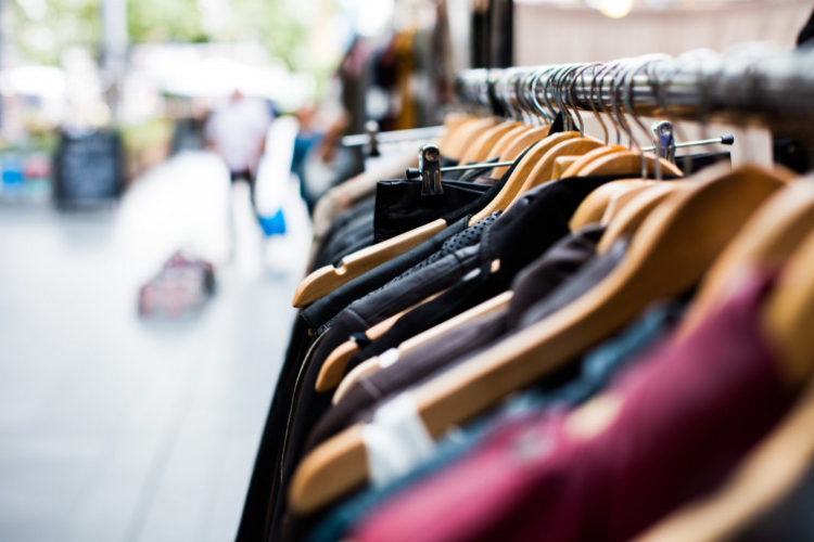 Vásároljunk használtruhát!