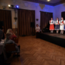 Vasfüggöny kölnivel - könyvbemutató 