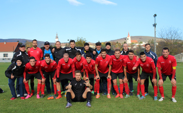 A legjobb 32 között a csapat