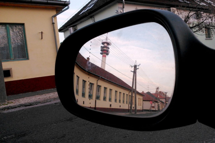 Halló Cegléd! - itt-ott