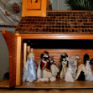 Betlehemezés a Városháza aulájában