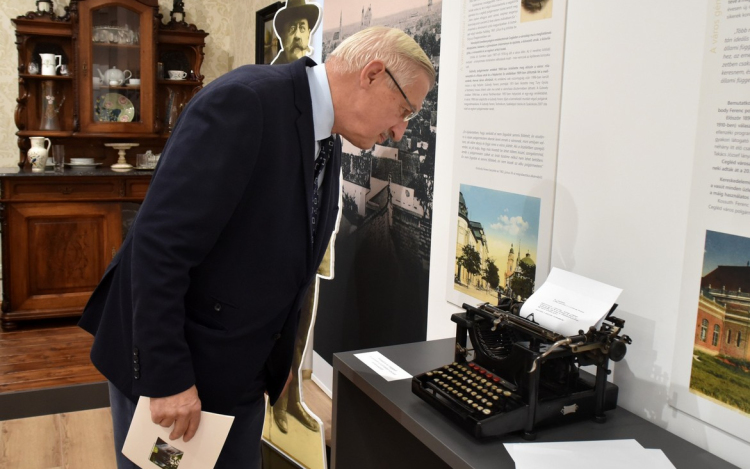 Mi, ceglédiek – A város géniuszai a millenniumi években