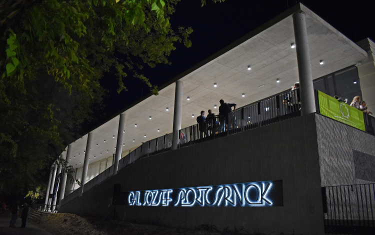 Átadták a megújult Gál József Sportcsarnokot