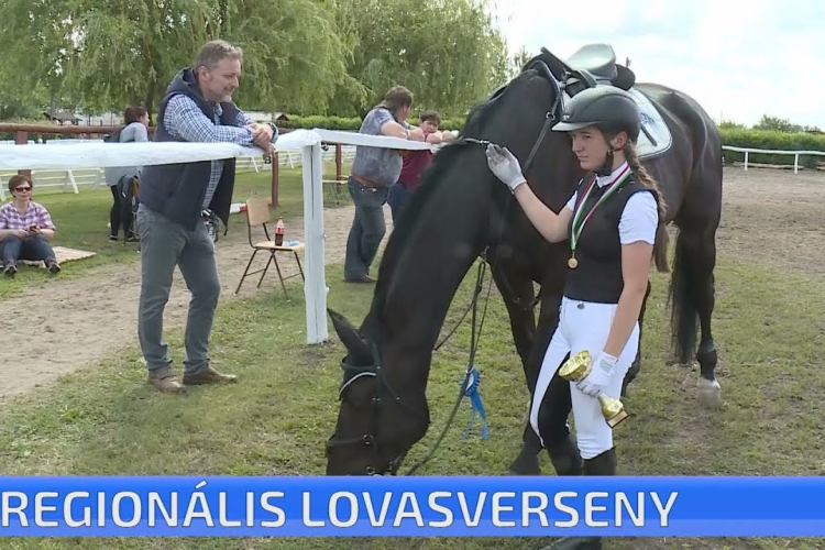Regionális lovasverseny Cegléden