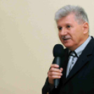 Kajszibarack tanácskozás a Gyümölcskutatóban