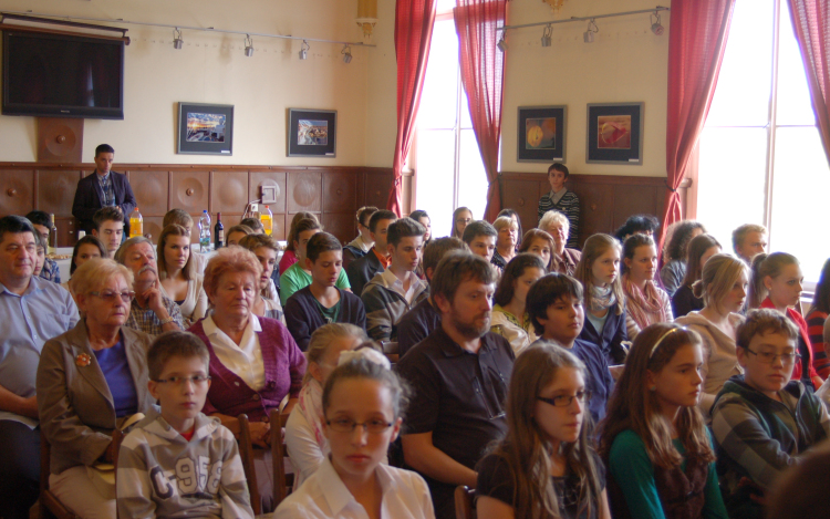 Pécsi fotók a gimnáziumban