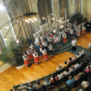 Leánykar a Városházán