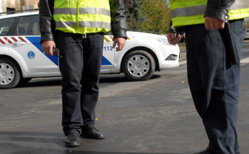 Csoportos garázdaság Cegléden