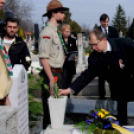 Koszorúzás a köztemetőben - Március 15.