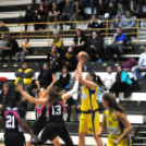 CEGLÉDI EKK–PINKK PÉCSI 424 64–75 