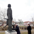 Csendes koszorúzással emlékeztek