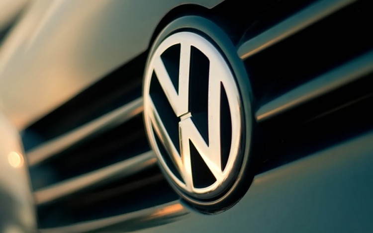 Megbírságolták egymilliárd euróra a Volkswagen csoportot