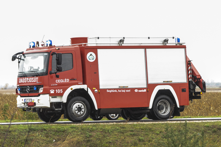 Melléképület kapott lángra Albertirsán