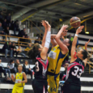 CEGLÉDI EKK–PINKK PÉCSI 424 64–75 